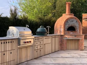 Bahçede mangal ve pizza pişirmek için Gaze Burvill Bahçe Mutfağı