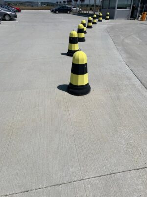Beton duba siyah ve sarı renklerde
