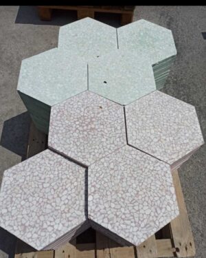 Altıgen terrazo karo