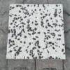 wash-karo-kirmizi-beyaz.webp