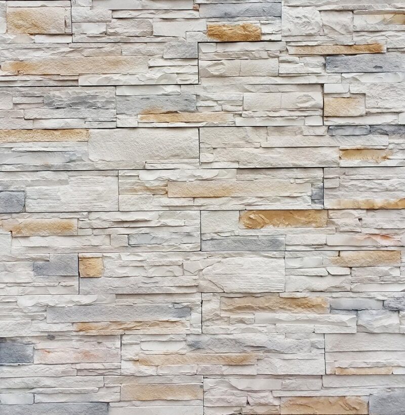İnci beyazı renginde, uzun ve ince yapılı Stonewrap Runner S18PR kültür taşı duvar kaplaması detayı.